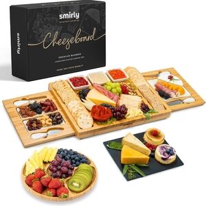 SMIRLY Cheeseboard NWT